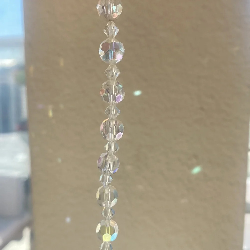 Magical Vintage Glass Crystal Beaded Necklace - Picture 4 of 7